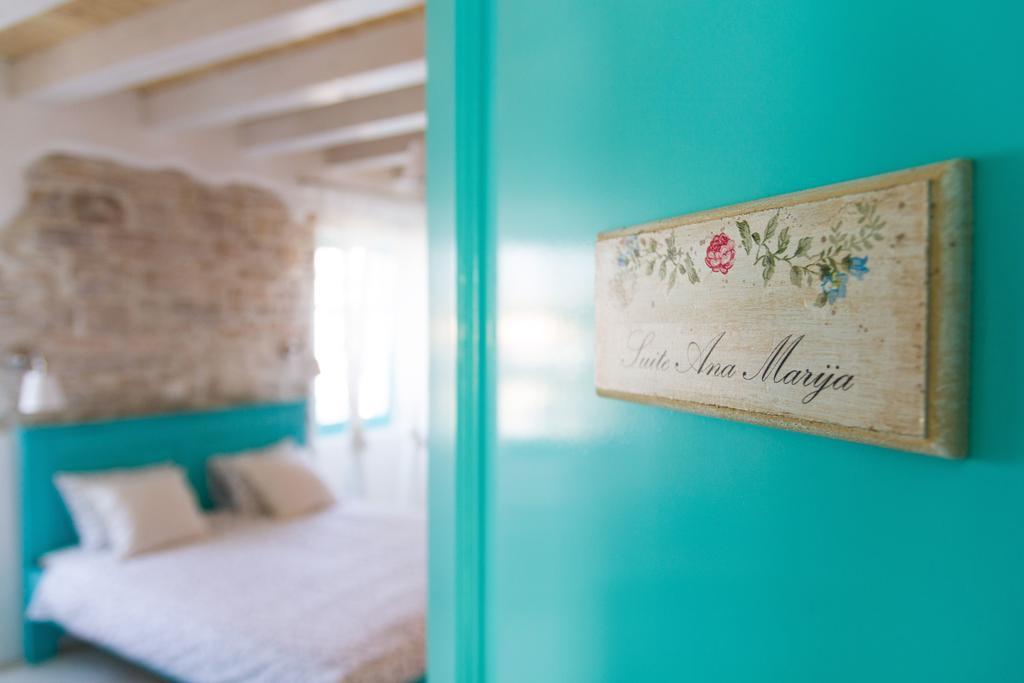 Heritage Hotel Chersin Fažana エクステリア 写真