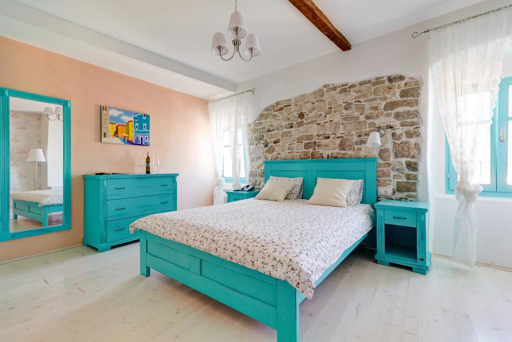 Heritage Hotel Chersin Fažana エクステリア 写真