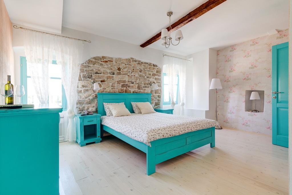Heritage Hotel Chersin Fažana エクステリア 写真