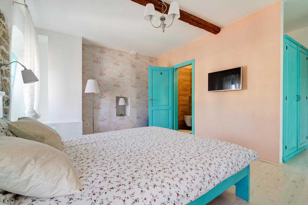Heritage Hotel Chersin Fažana エクステリア 写真