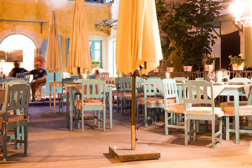 Heritage Hotel Chersin Fažana エクステリア 写真